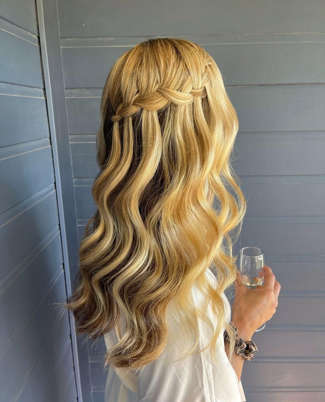 Braided detail worked through soft waves